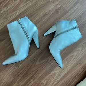 Steve Madden Theresa Silver Leather
